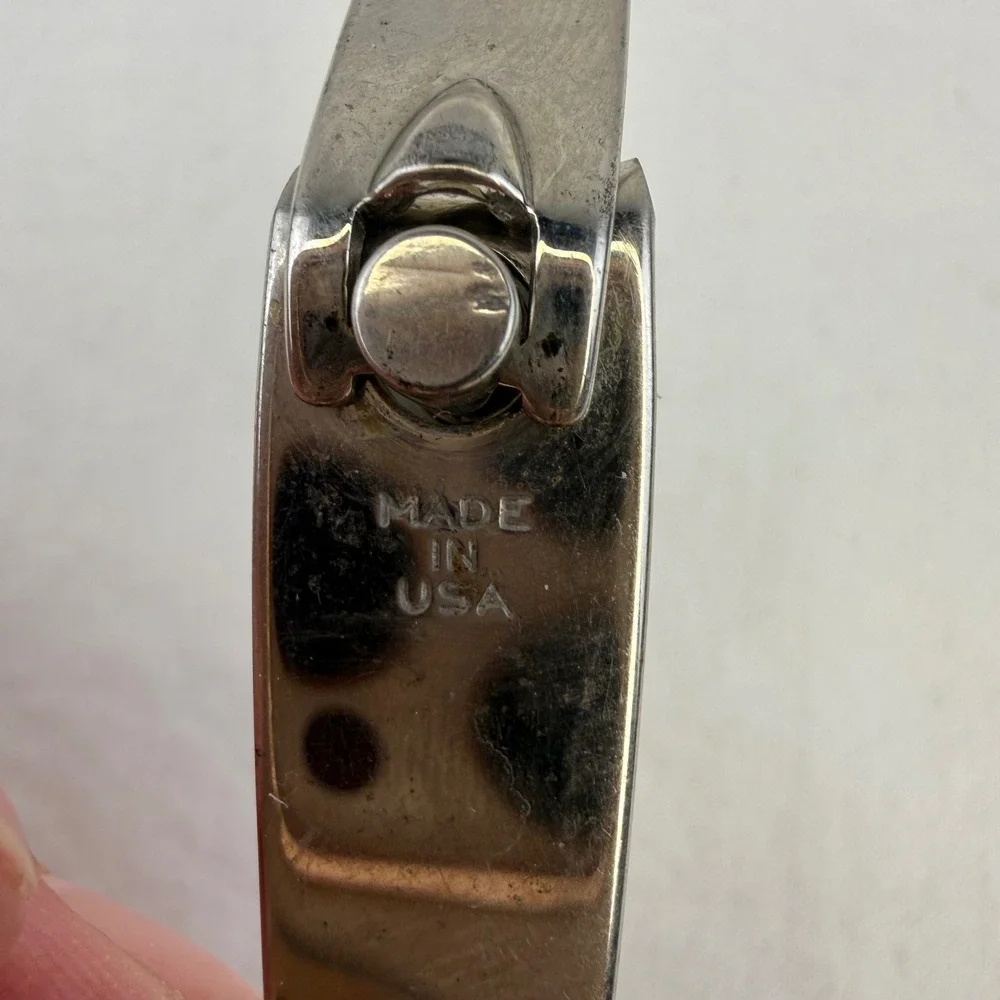 Vintage Trim Nail Clippers W.E. Bassett Co Derby CT Made in USA Stainless Steel